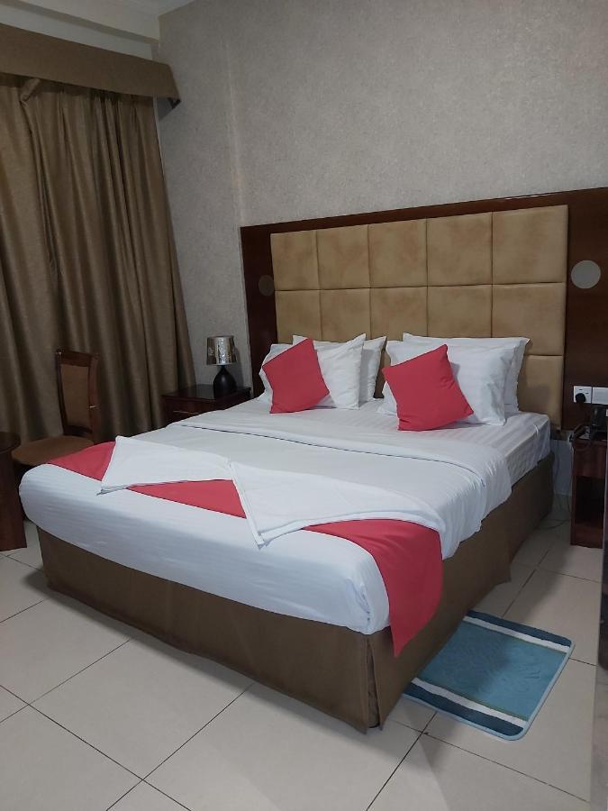 Bliss Hotel Dubai Eksteriør bilde